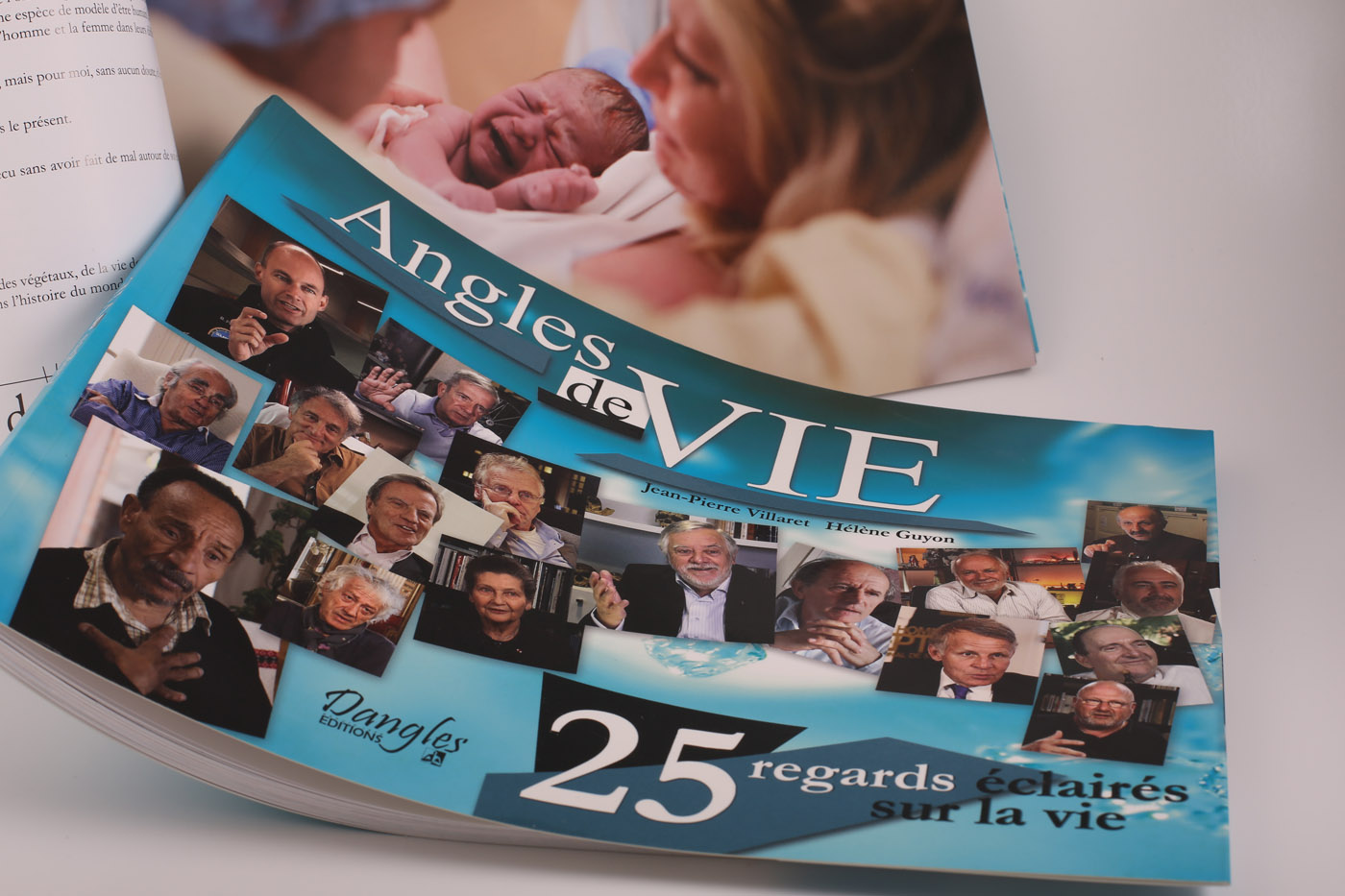 1er septembre 2013 - Sortie du livre Angles de Vie